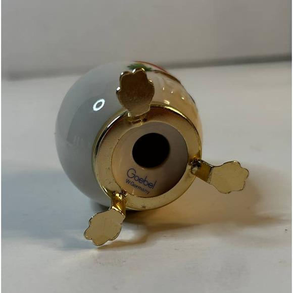 VTG Goebel 1986 9th Annual Porcelain Red Robin Easter Egg With Gold Stand - Picture 6 of 6